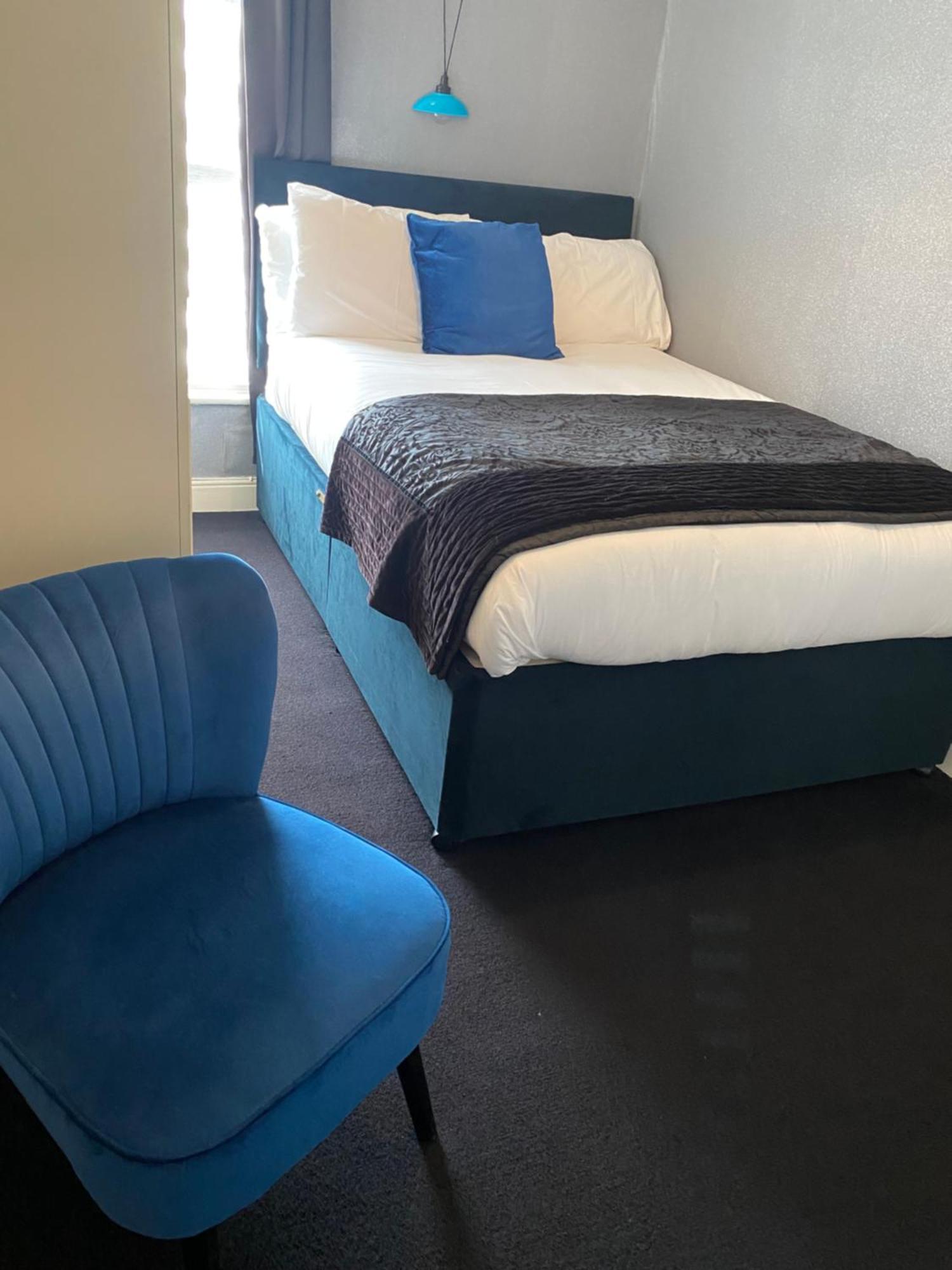 Aaron Hotel Southport Buitenkant foto