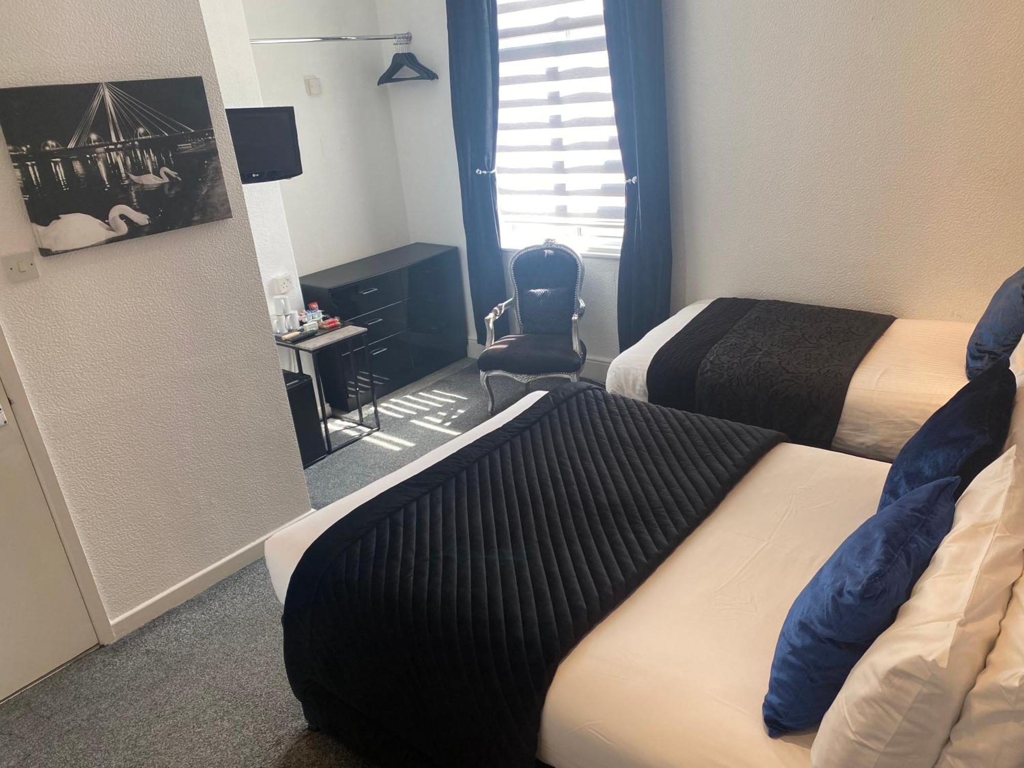 Aaron Hotel Southport Buitenkant foto